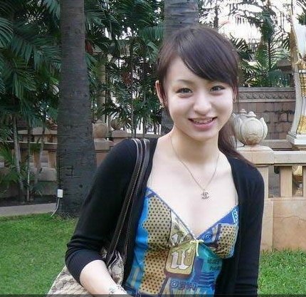 床上的深夜场景未审核版